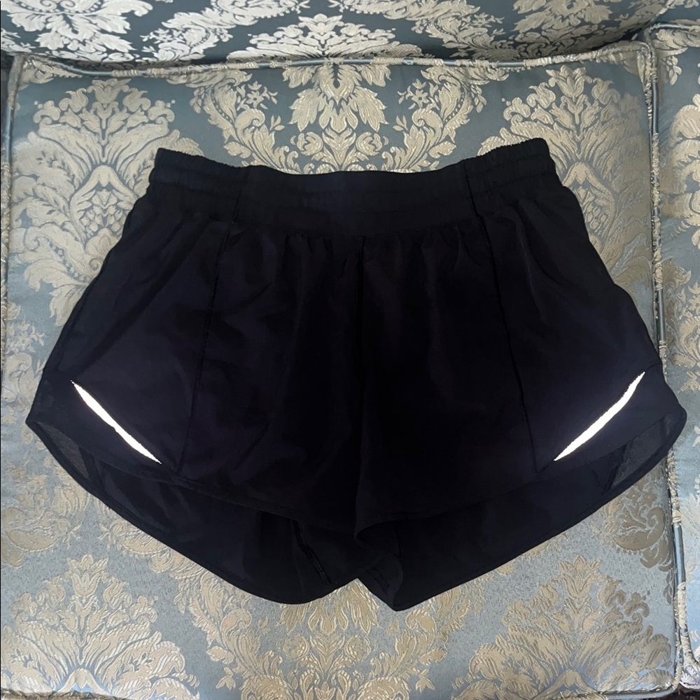 Lululemon Hotty Hot Shorts Size 4